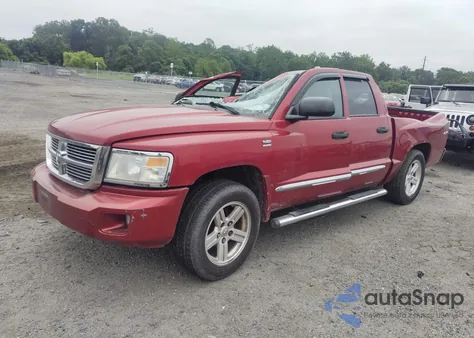 2010 Dodge Dakota Laramie z USA, uszkodzony, nr VIN 1D7CW5GP3AS156914